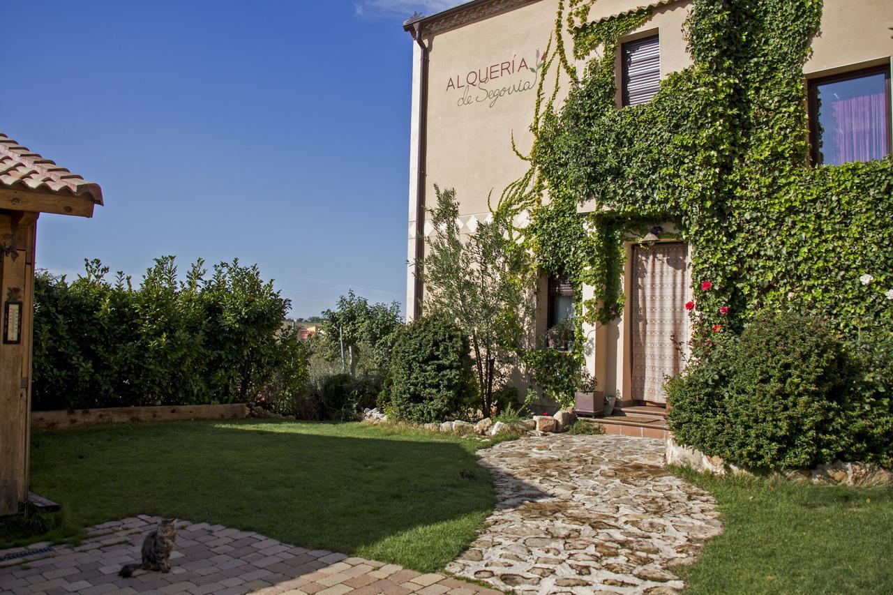 Casa Rural Alqueria De Segovia Tizneros Kültér fotó